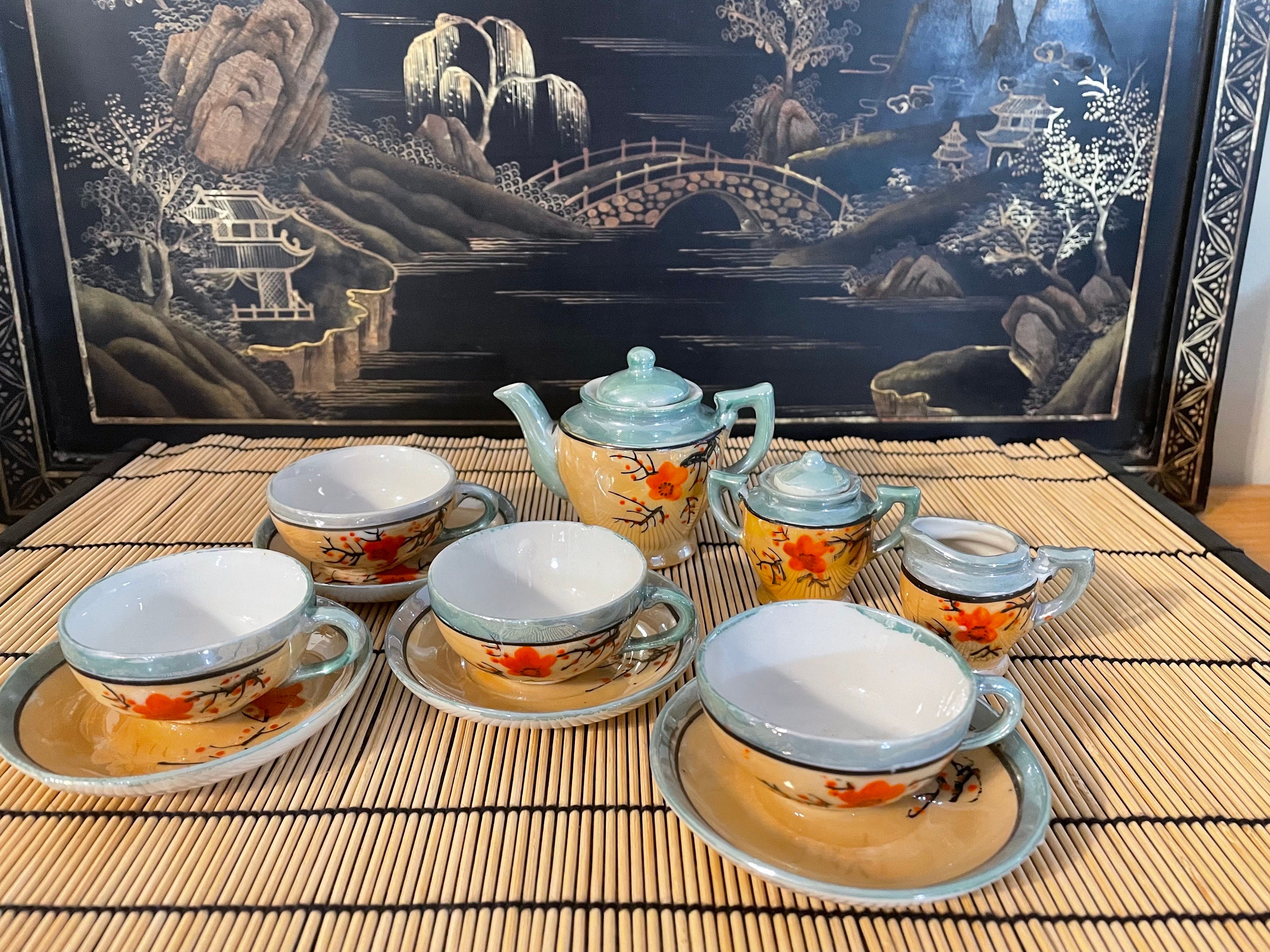 yumiko iihoshi porcelainのアルミトレーとステンレスコースター