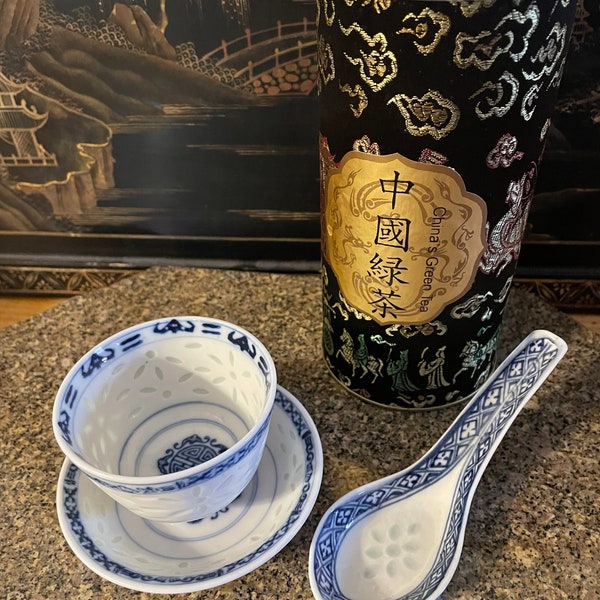 Vintage Oriental Chinese Rice Eyes Porcelain Cup Set/Blue and White Longevity Blessings/Translucent Rice Grain Bowl/景德缜/Jingdezhen/Set of 3