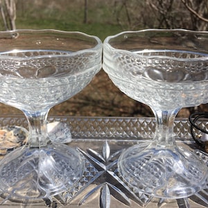 Vintage Cut Glass Footed Bows/Individual Pudding Serving Bowl/Dessert Cup/Jello Cup/Trifle Bowl/Pressed Glass Cup Set/Pedestal Bowl/Set of 2