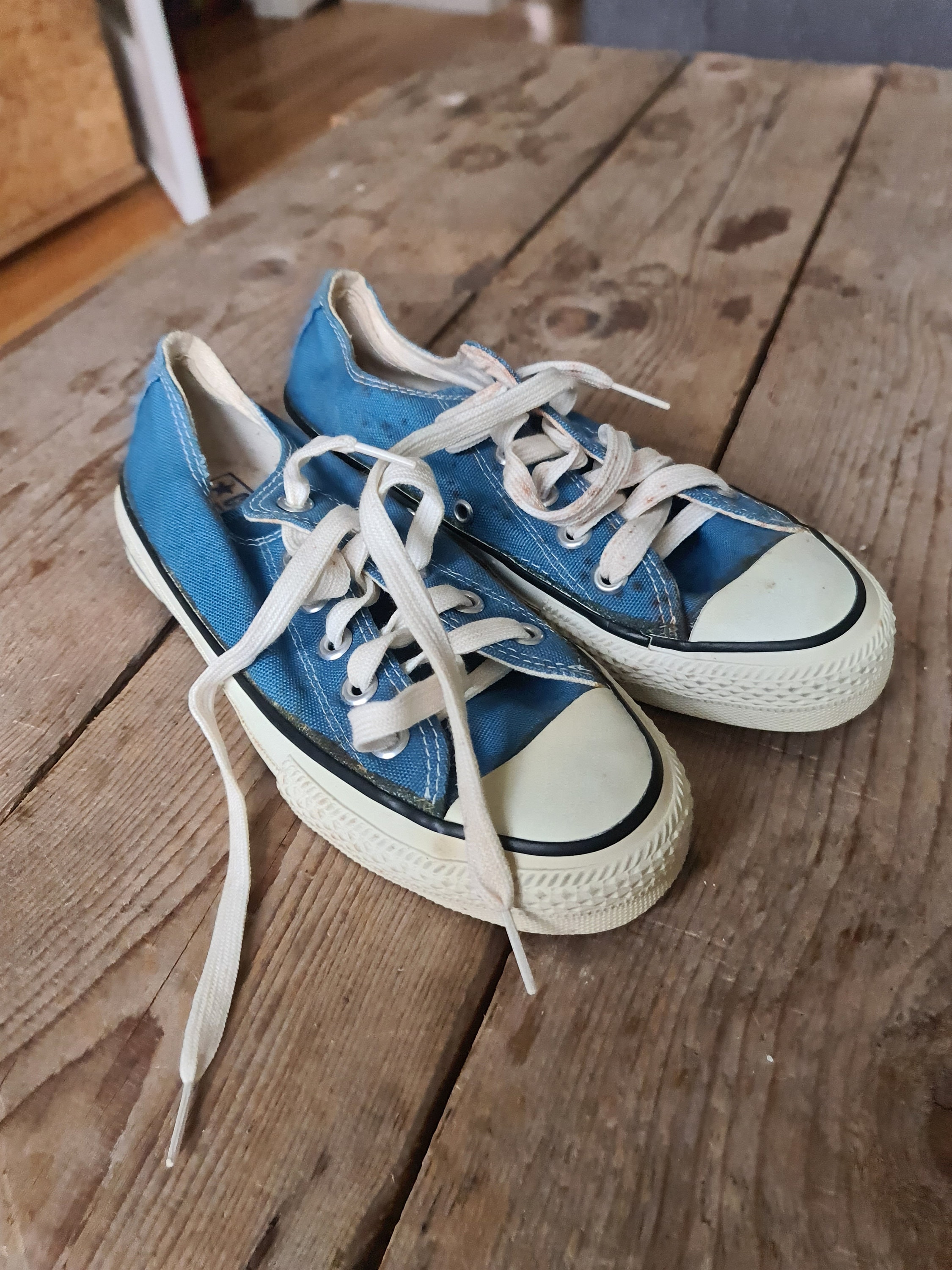Deadstock Converse - Etsy Deadstock Converse - Etsy