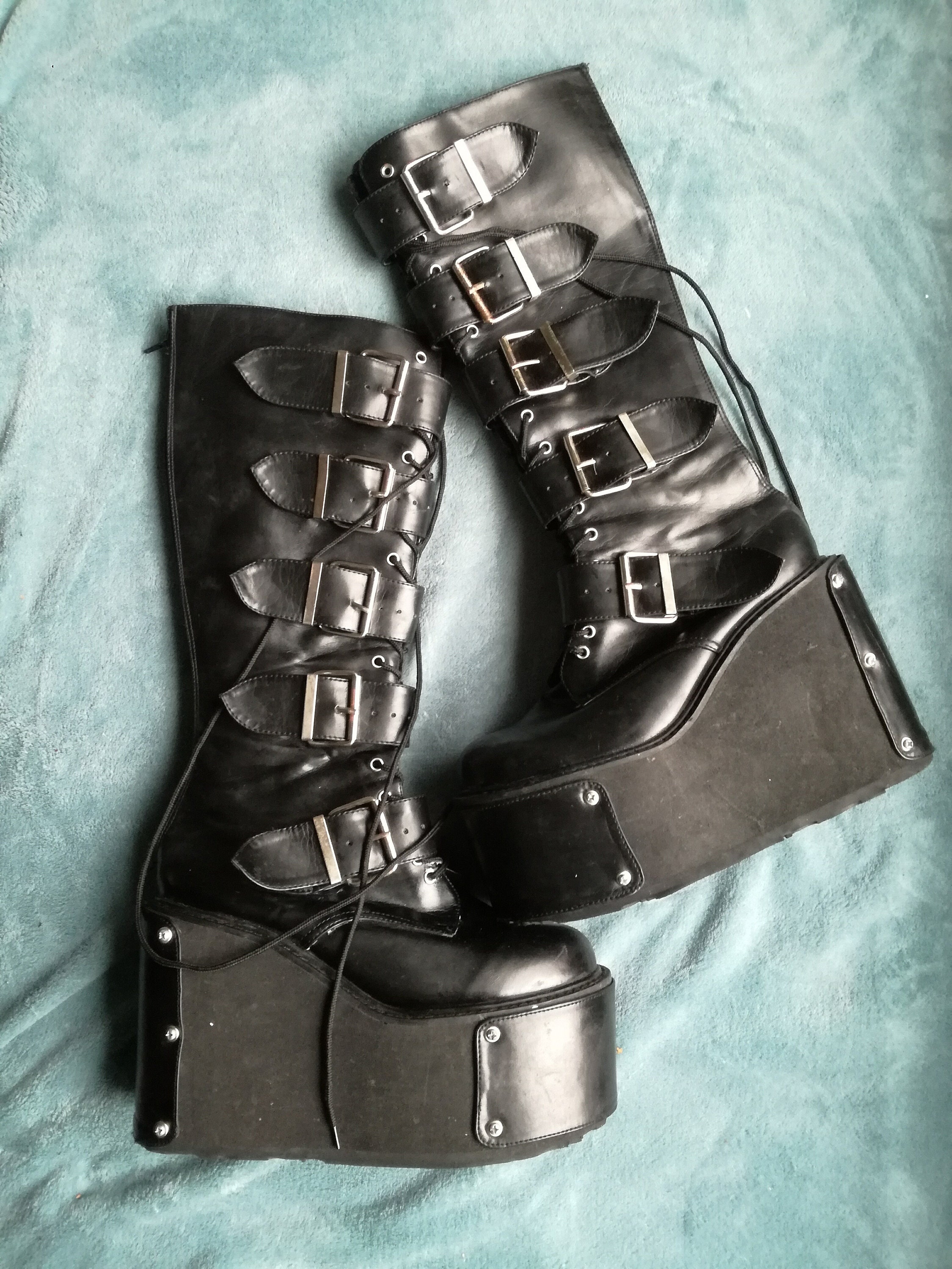 Demonia 5 Buckles Transformer Platform 