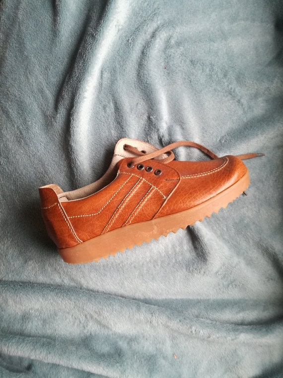 Deadstock vintage lace leather shoes thick rubber