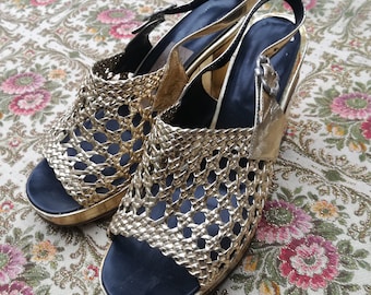Vintage 50s Blok heel sandals pumps gold leather sandals