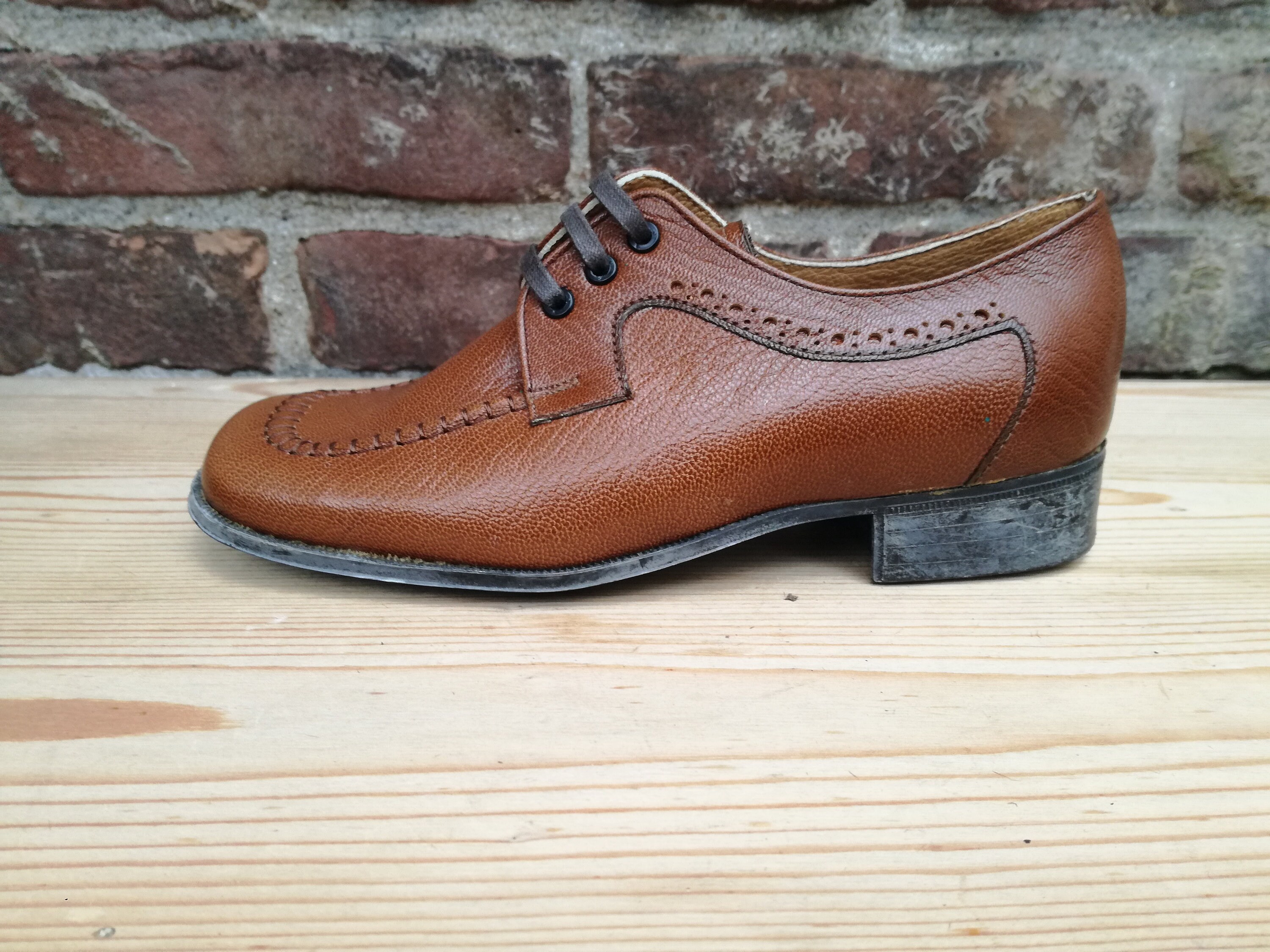 best place to sell deadstock shoes