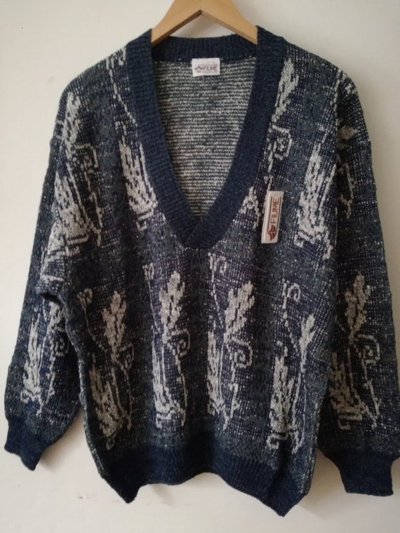 Vintage sweater Fiume v neck sweater deadstock 19… - image 7