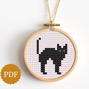 Small Cat Cross Stitch Pattern, Embroidery Necklace Pendant, Super Simple X Stitch Chart, Easy to Follow PDF, Gift for Cat Lover Friend