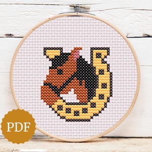 Lucky Horseshoe Cross Stitch Pattern, Embroidery Craft, Horse Head, Hoop Wall Art Decor, Gift for Horse Owner, Equine Gift, Horse Lover