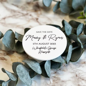 Custom Acrylic Circle Save The Date Magnets: Elegant Wedding Stationery