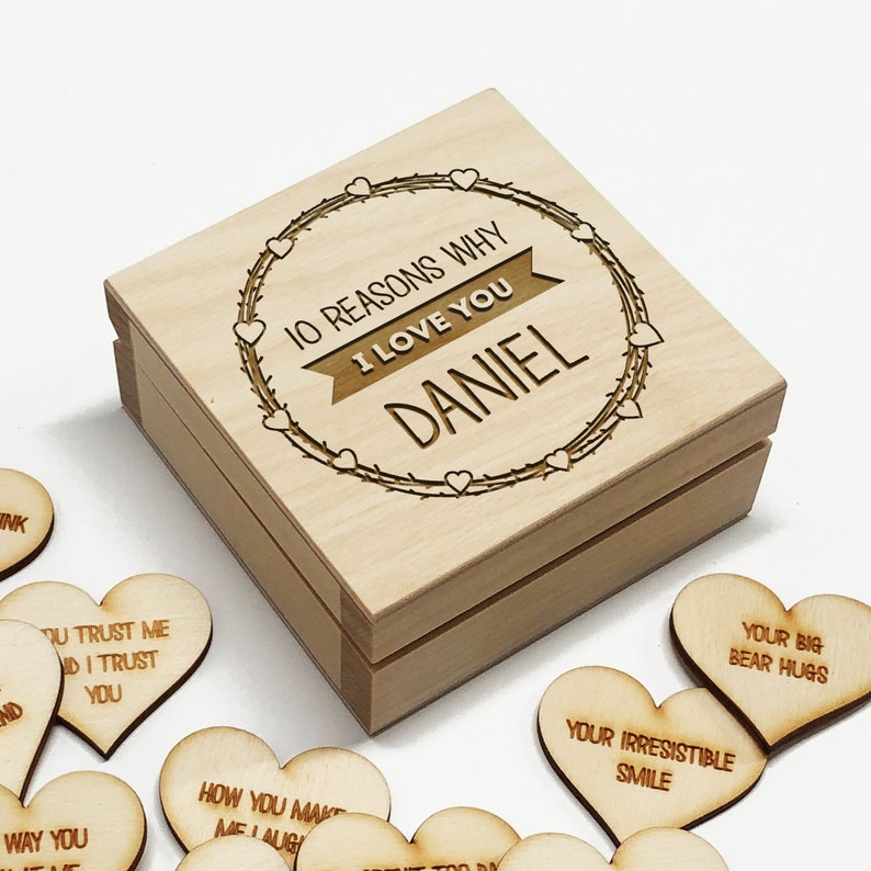 10 Reasons Why I Love You Wooden Box and Hearts Personalised Anniversary Gift for Boyfriend, Girlfriend, Wife, Husband, Partner image 1
