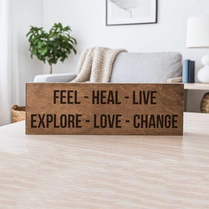 Personalisierte Holzschild Motivation – Inspirierendes Zitat graviert – Büro- oder Wohn-Deko – Geschenkidee