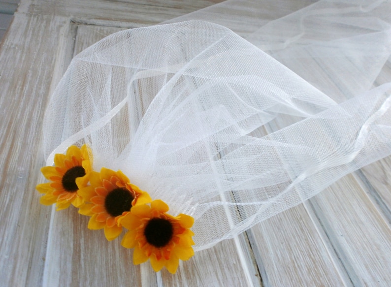 Bachelorette Veil, Bridal Shower Veil, Sunflower Hen Party, Sunflower bride to be Party Veil image 4