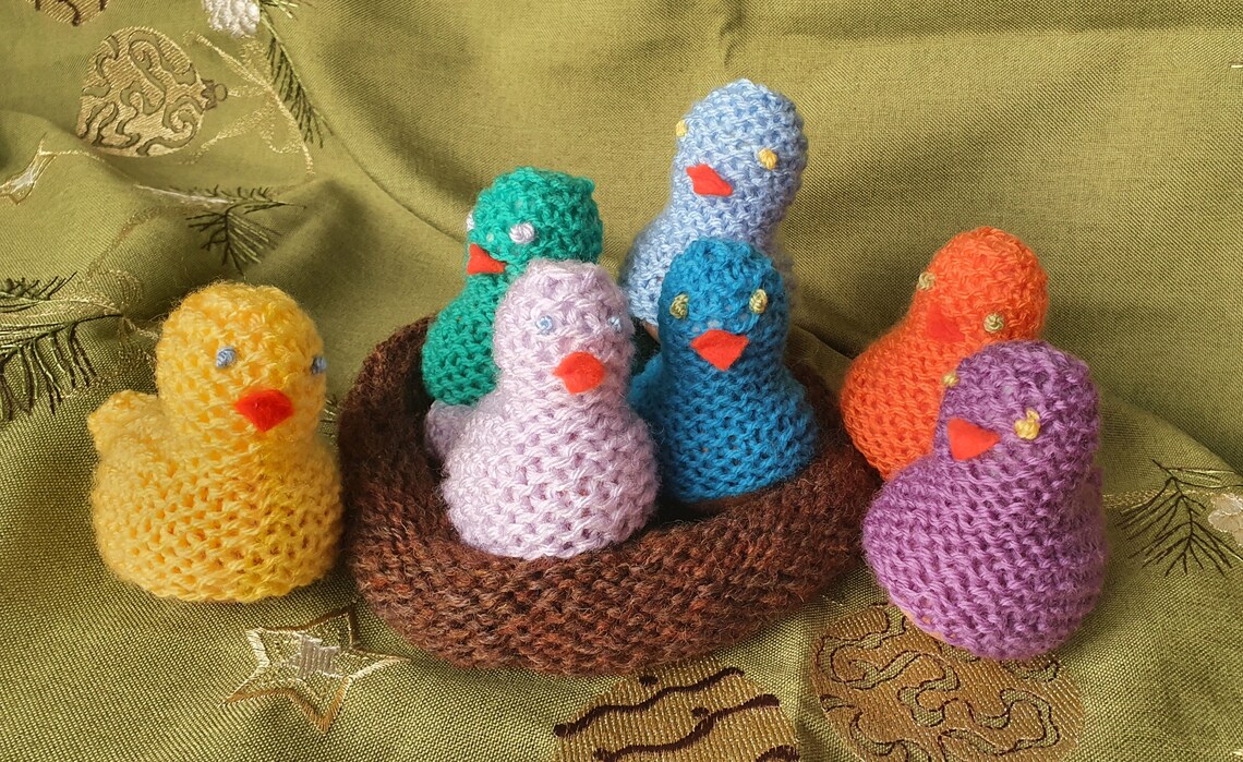 Hand Knit Easter Chicks Egg Cover 100 Profits to Charity Etsy