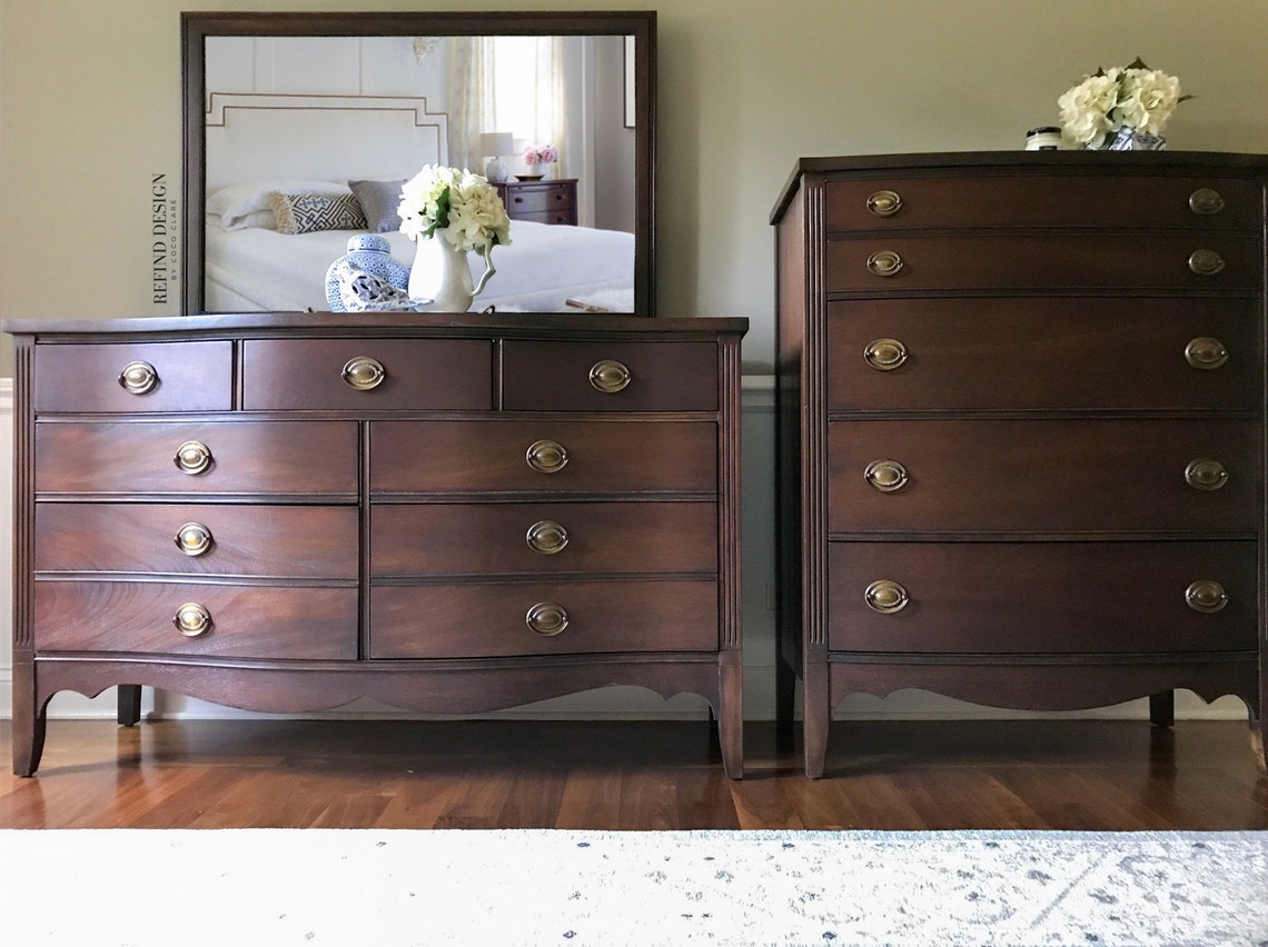 SOLD Antique Hepplewhite Matching Dressers Bedroom Furniture Etsy