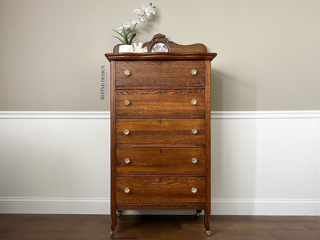 SOLD! Antique 1900's Victorian Dresser, Entryway, Living Room Storage,  Guest Bedroom Furniture - Etsy