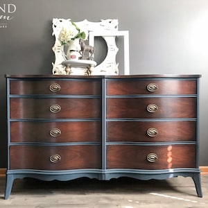 SOLD! Antique Hepplewhite Matching Dressers, Bedroom Furniture