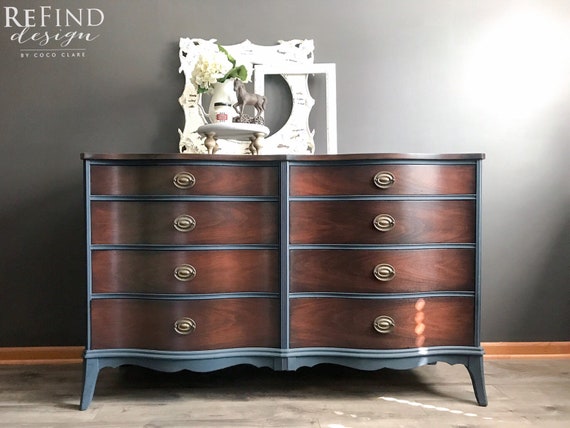 SOLD Antique Hepplewhite Matching Dressers Bedroom Furniture