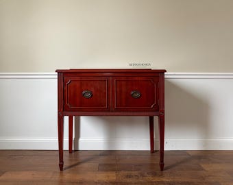 Gabinete antiguo de caoba Hepplewhite con herrajes originales