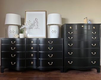 SOLD! Antique Hepplewhite Matching Dressers, Bedroom Furniture Set