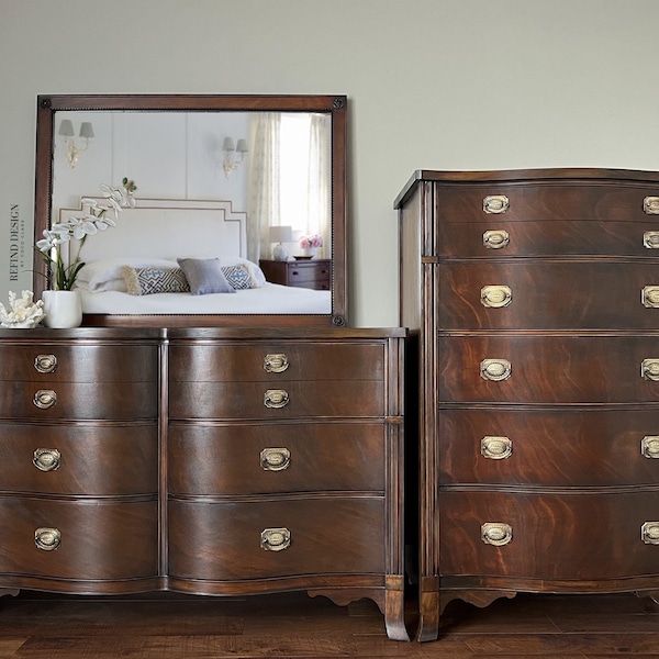 SOLD! Antique Drexel Heritage Hepplewhite Matching Dressers, Bedroom Furniture