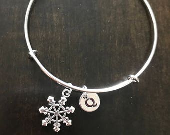 snowflake initial bracelet , snowflake bracelet, Jewelry, Silver Jewelry, snowflake charm bracelet, christmas jewelry CM14