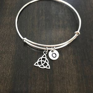 Interlaced Triquetra Initial Bracelet, Initial Bracelet,Interlaced Triquetra Charm Bracelet, CN4 image 2