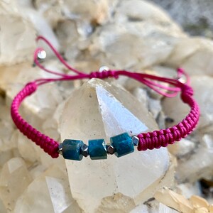 Blue Apatite Pink Macrame Bracelet, Fuchsia Bracelet, Energy Bracelet, Concentration Booster, Metabolism Booster, Womens Bracelet unisex