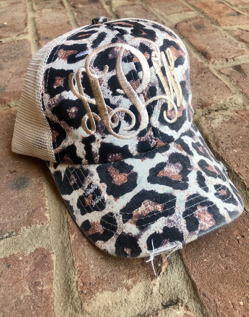 Monogrammed Messy Bun Baseball Cap Personalized Ponytail Trucker Mesh Caps With Initials Or Name Criss Cross Distressed Monogram Hat Accessories Hats Caps Valresa Com