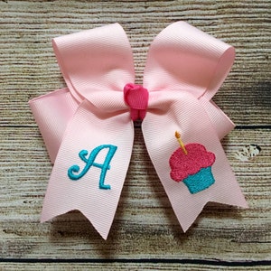 You Choose Colors...Monogrammed Medium or Large Hair Bow w/ Birthday Design…Personalized Designs include Cupcake, Party Hat, Crown, Ballons