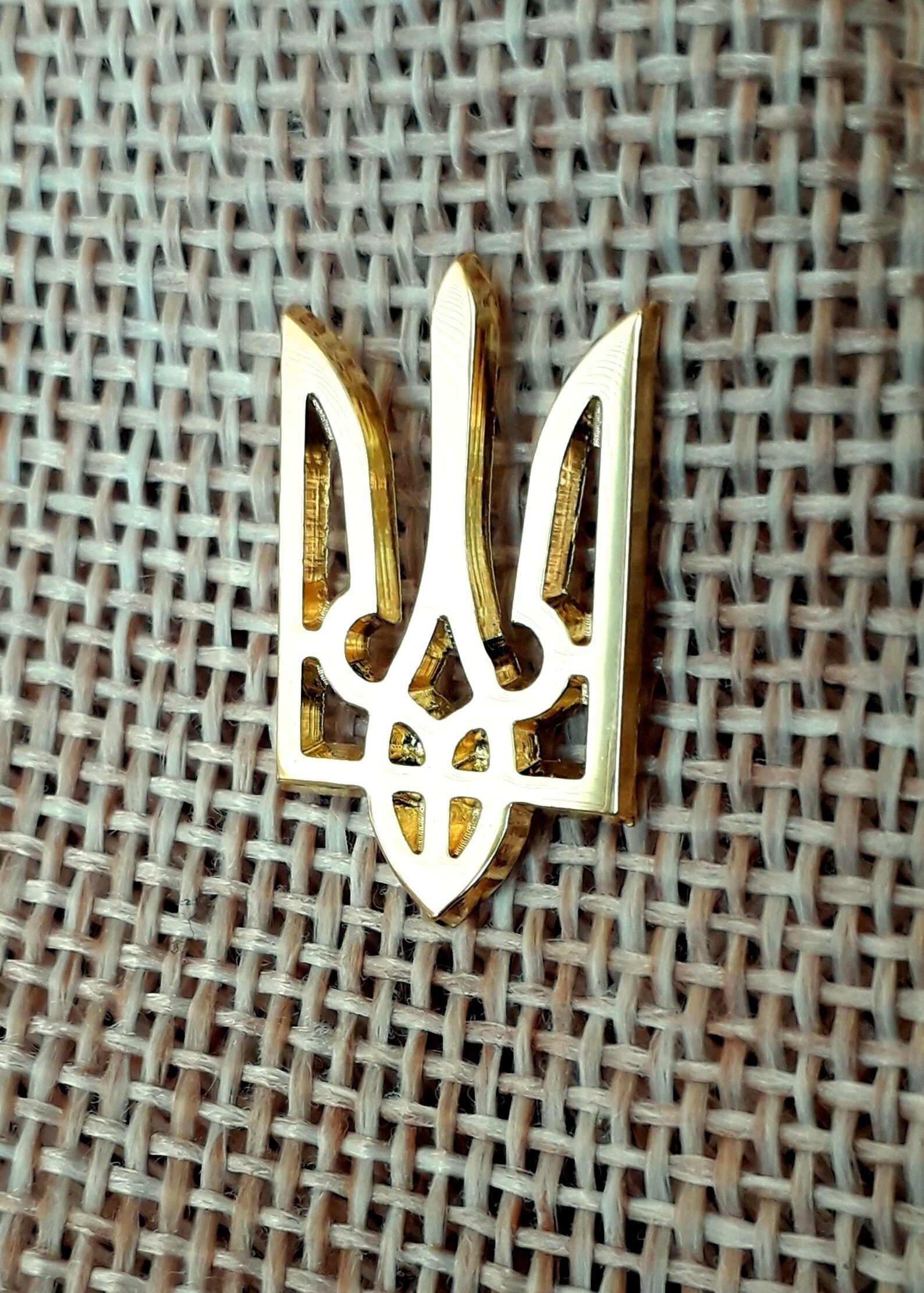 Ukrainian Lapel Pin Tryzub Trident Metal Gold Color gold Etsy