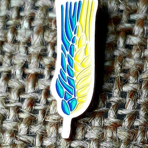 Ukrainian Lapel Pin Wheat ear Wheat cone Ukrainian flag Spikelet Metal Golden Color Ukraine Christmas Present Gift Box Україна