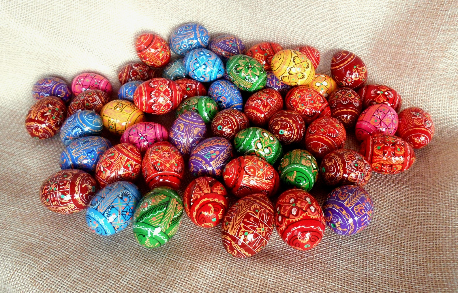 Set of 6 Small Ukrainian Painted Wooden Easter Eggs for a Decor Ukraine ...