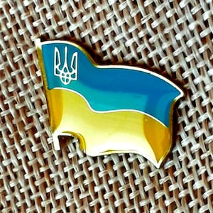 Ukrainian flag Ukrainian Lapel Pin Tryzub Trident Metal Golden Color badge Ukrainian coat of arms Trident Tryzub Ukraine