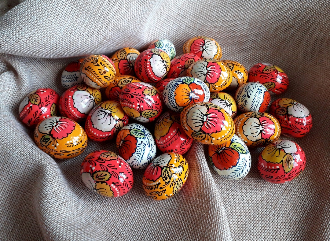 Set of 6 Small Ukrainian Painted Wooden Easter Eggs for a Decor Ukraine ...