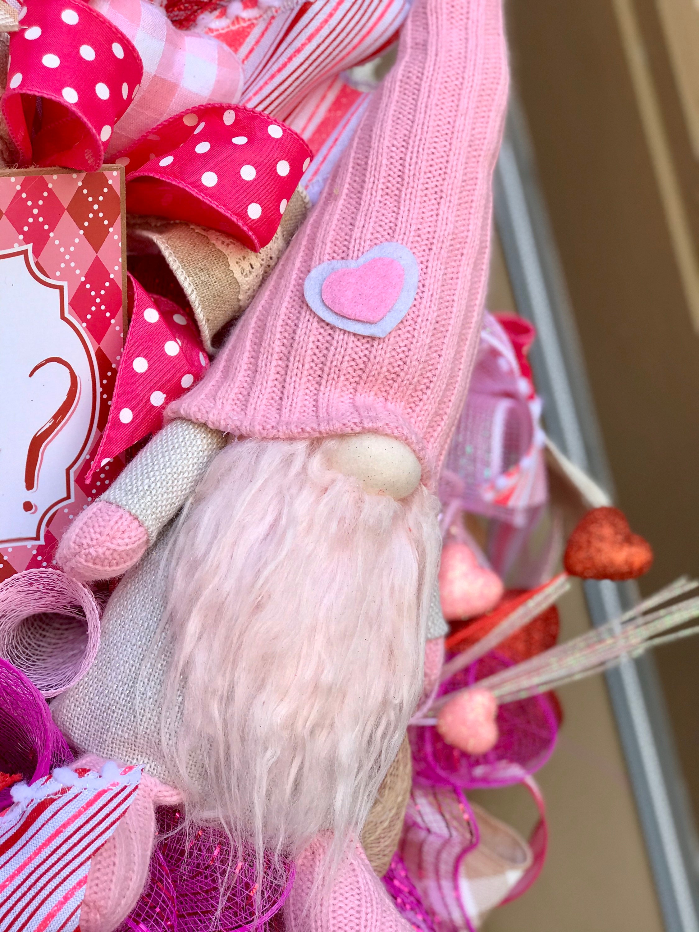 Download Gnome Valentine's Day Wreath, Gnome Valentine's Day Decor ...