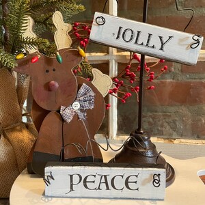 Farmhouse Country Wood Sign Ornament; Black and White Christmas Tier Tray Signs; Peace and Jolly Holiday Decor; Rustic Christmas Home Decor