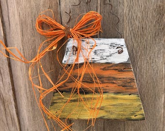 Rustic Wooden Candy Corn Door Hanger, Upcycled Fall Porch Decor, Handmade Halloween Wall Sign, Reclaimed Wood Autumn Decorations