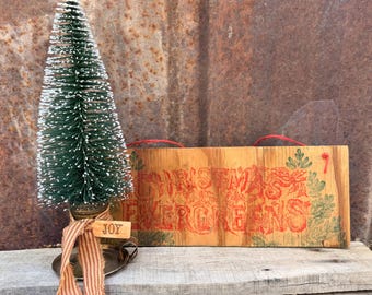 Vintage Bottle Brush Tree & Wood Sign Set | Primitive Christmas Gift | Country Christmas Home Decor