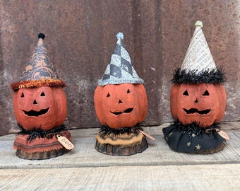 Folk Art Halloween Decorations; Rustic Pumpkins; Vintage Halloween Decor; Prim Halloween Fall Papermache Pumpkin Heads; Halloween Tier Tray
