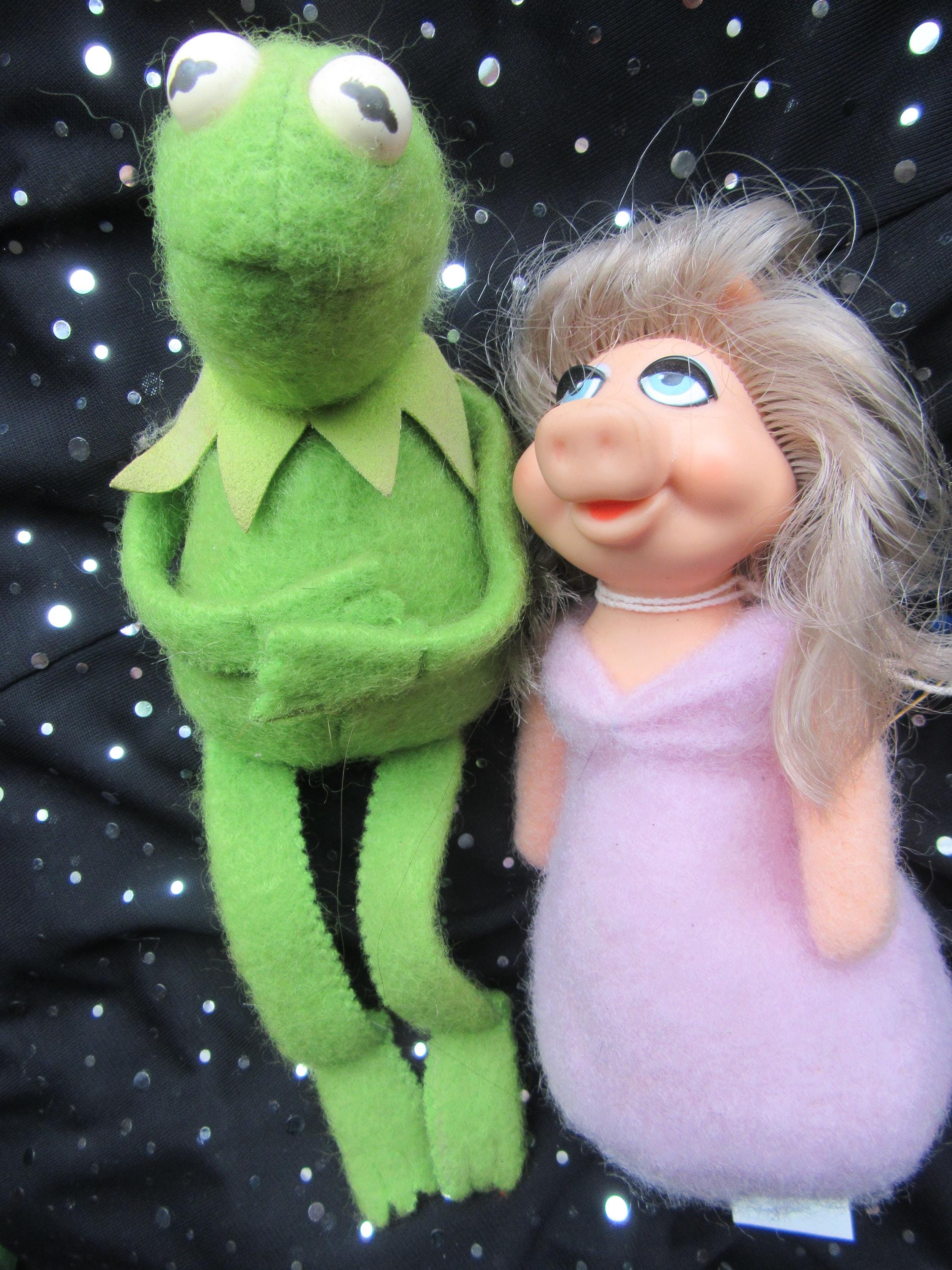 カーミットフロッグ Diamond Select: Kermit The Frog - YouTube