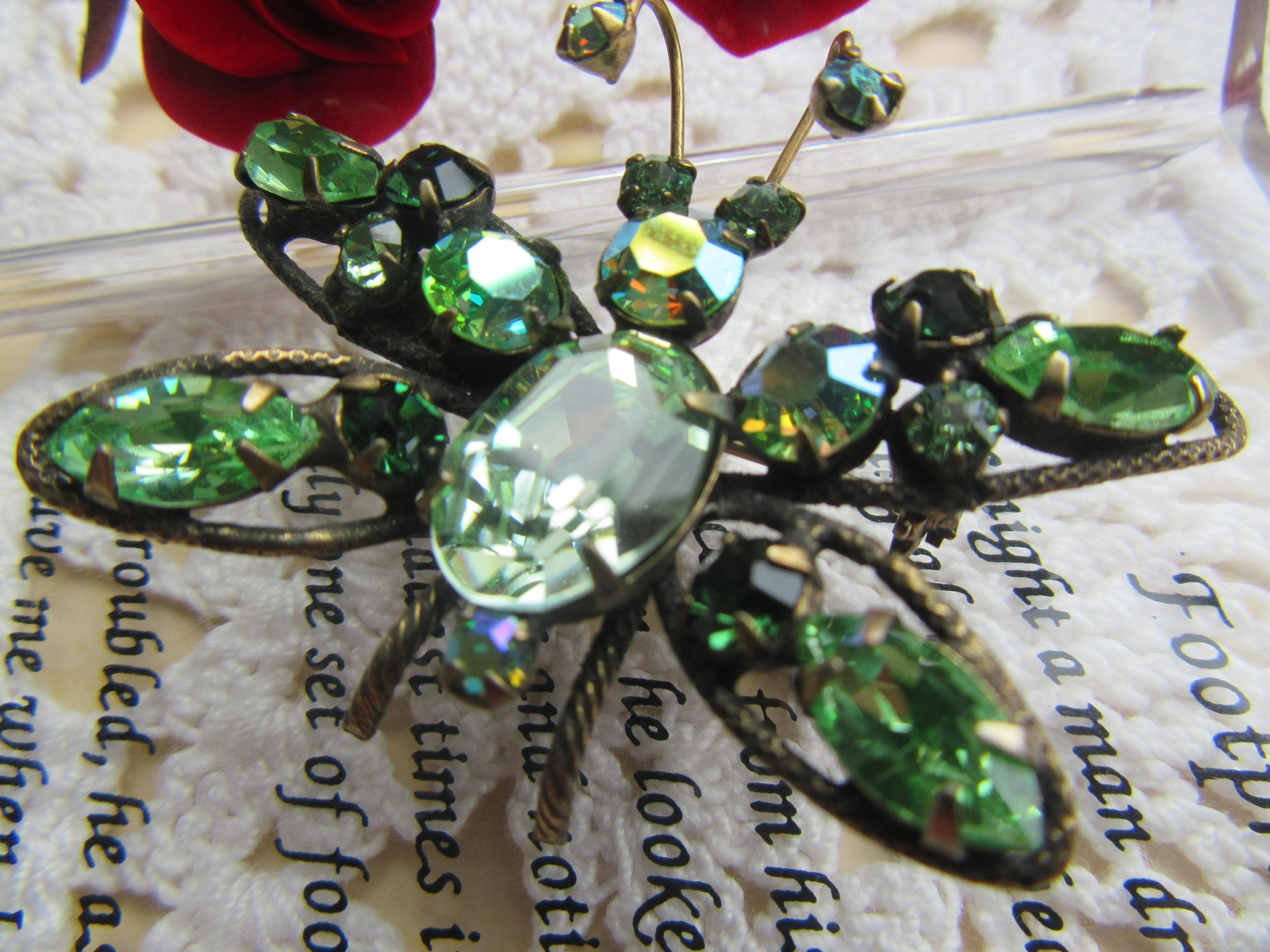 レアストーン☆Regency☆ミルクガラス＆ギブレガラス☆バタフライブローチ Regency butterfly brooch - Etsy 日本