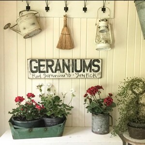 Geraniums Wood Sign: Vintage Looking Rustic Farmhouse Garden Decor ...