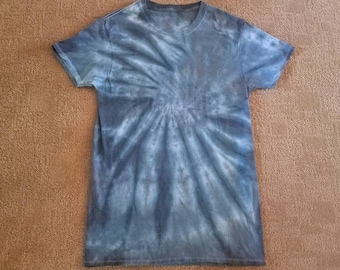 Size Small: Monochrome Blue/Gray Spiral Unisex Tie Dye T Shirt