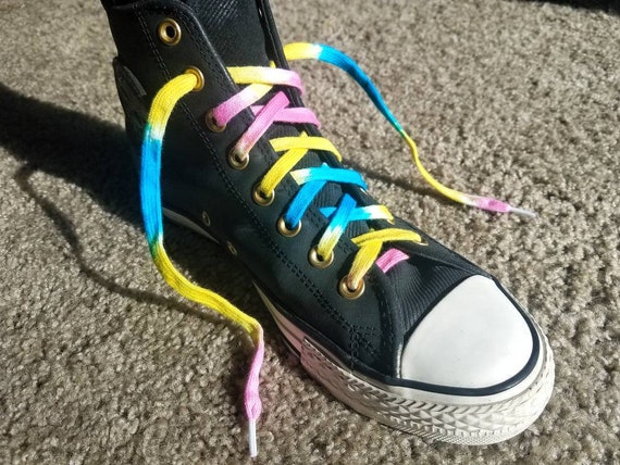 Converse top pride laces