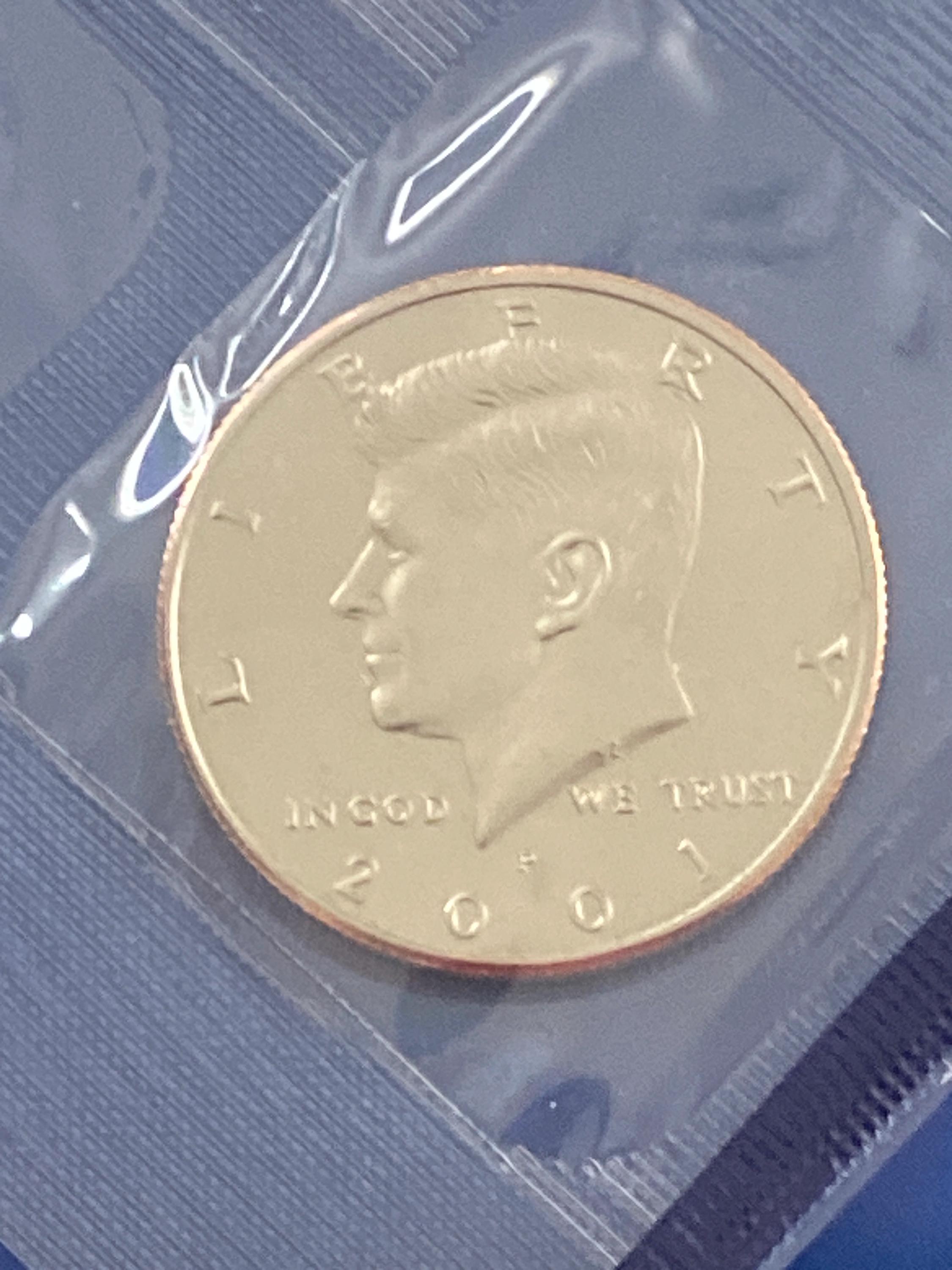 2001 P Kennedy Half Dollar • BU • #250614