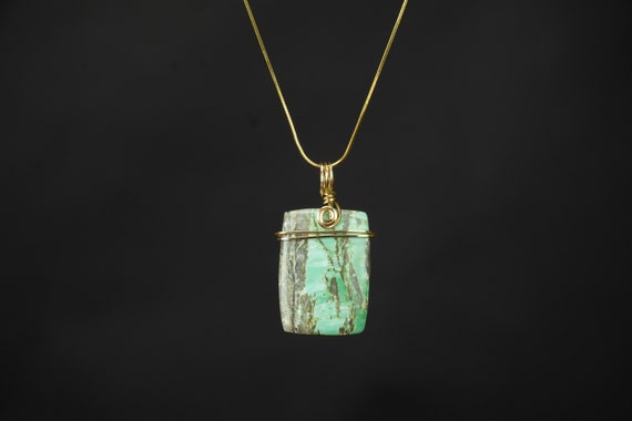 Utah Variscite Pendant - Minimalist Gold Wire Wrap Pendant - Reiki Infused - Handmade Jewelry