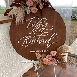 ROUND Wedding Wooden Welcome Sign Circle Wedding Reception Sign Personalised Custom Wedding Engagement Sign Willow and Ink image 1