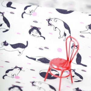 Cat printed Cotton Fabric by the yard, Life Of The Cat, 110cm wide, cotton material, Sewing, DTP fabric, Crafting, Animal, kitty, Meow puss image 2