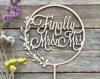 Finally Mr and Mrs Wedding Cake Topper | Wooden Cake toppers for wedding | Rustic Boho Wreath