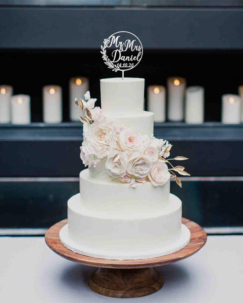 Cake Toppers for Wedding | Wooden Wreath with Leaves and Berries | Personalized Name Cake Topper | Floral Wedding Decor | Mr and Mrs image 13