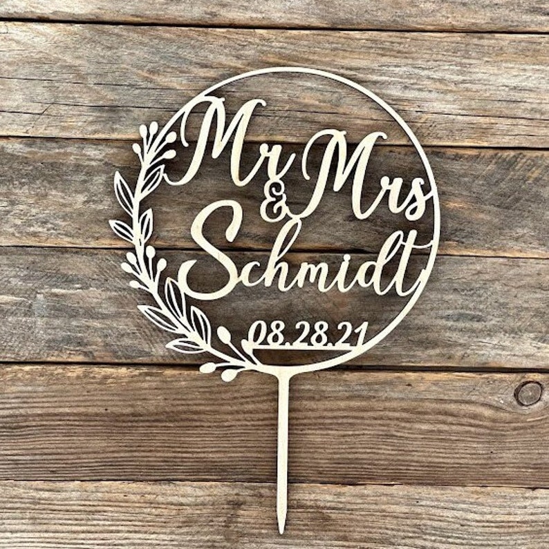 Cake Toppers for Wedding Wooden Wreath with Leaves and Berries Personalized Name Cake Topper Floral Wedding Decor Mr and Mrs image 3